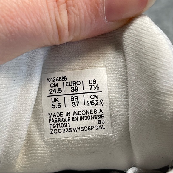 Asics Gel-Cumulus 23 Running Shoes Size 7.5 Women’s - Picture 9 of 9